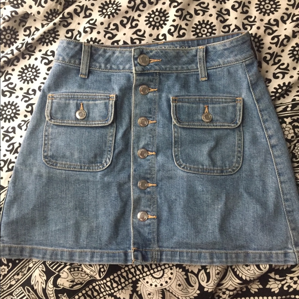 American eagle jean skirt